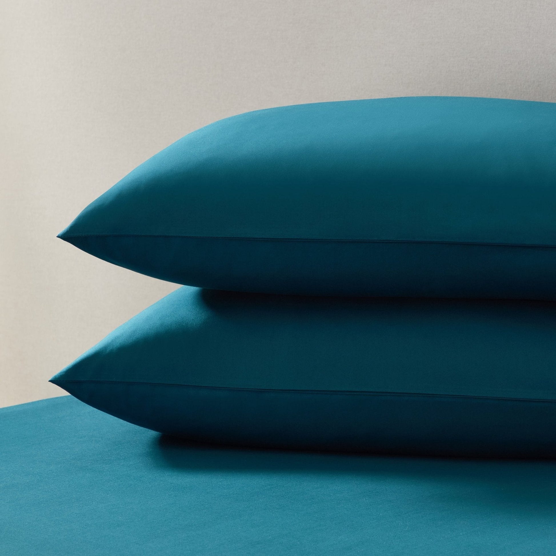 Pair of Plain - Dye Classic Pillowcases - 200 Thread Count - Kingfisher - DUSK