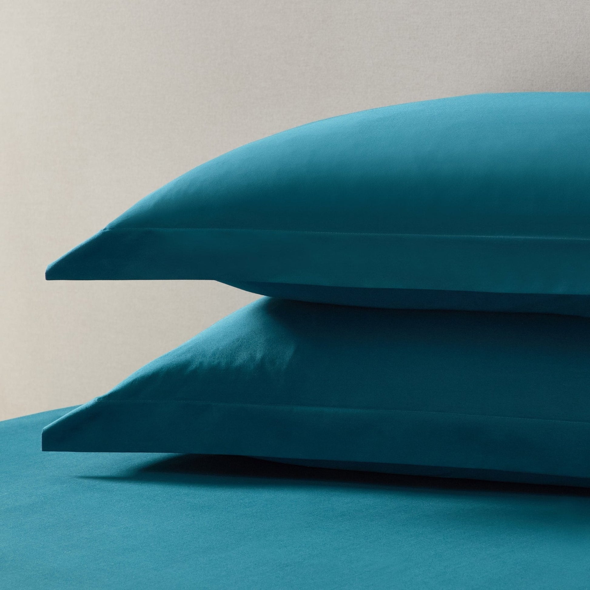 Pair of Plain - Dye Oxford Pillowcases - 200 Thread Count - Kingfisher - DUSK