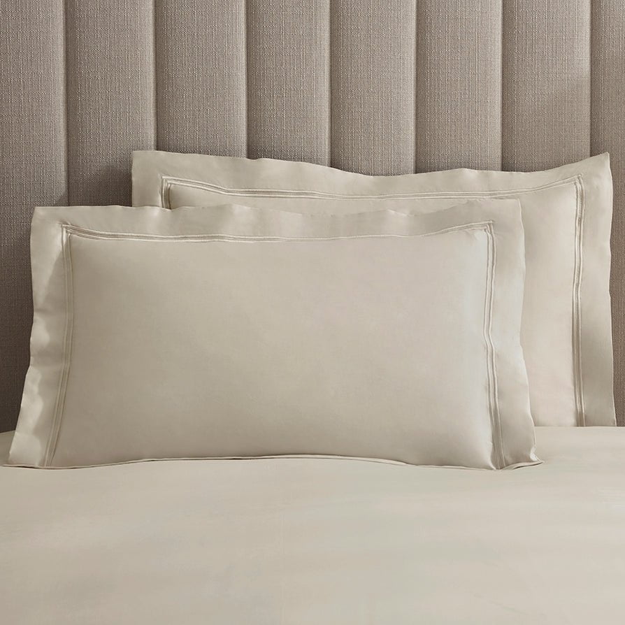 Pair of Regent Embroidered Oxford Pillowcases - 400 Thread Count Satee ...