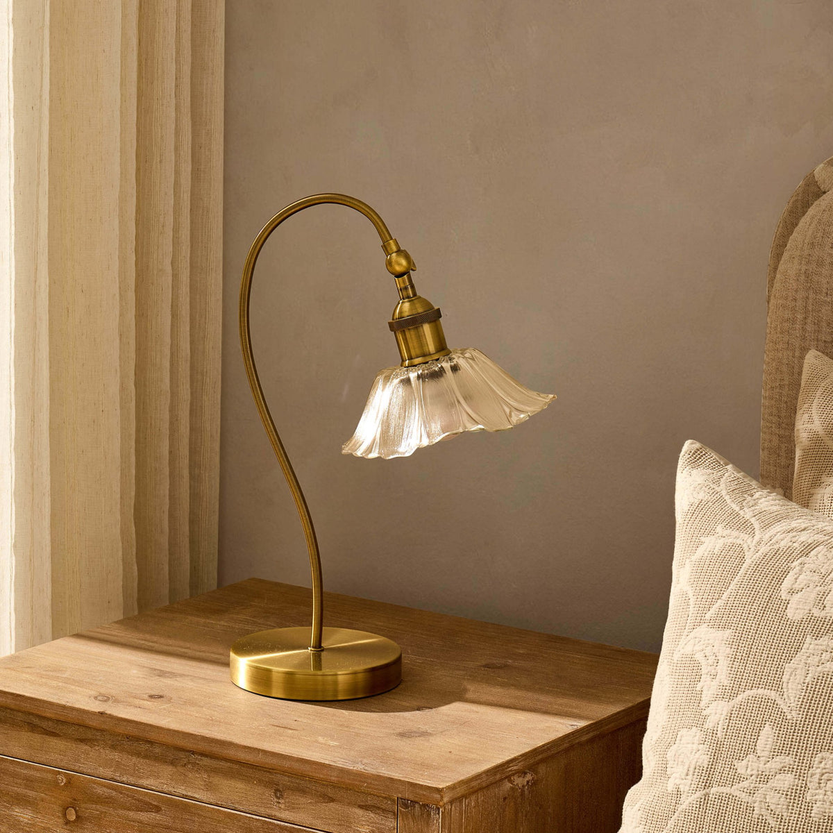 Petal Glass Brass Table Lamp - Brass - DUSK