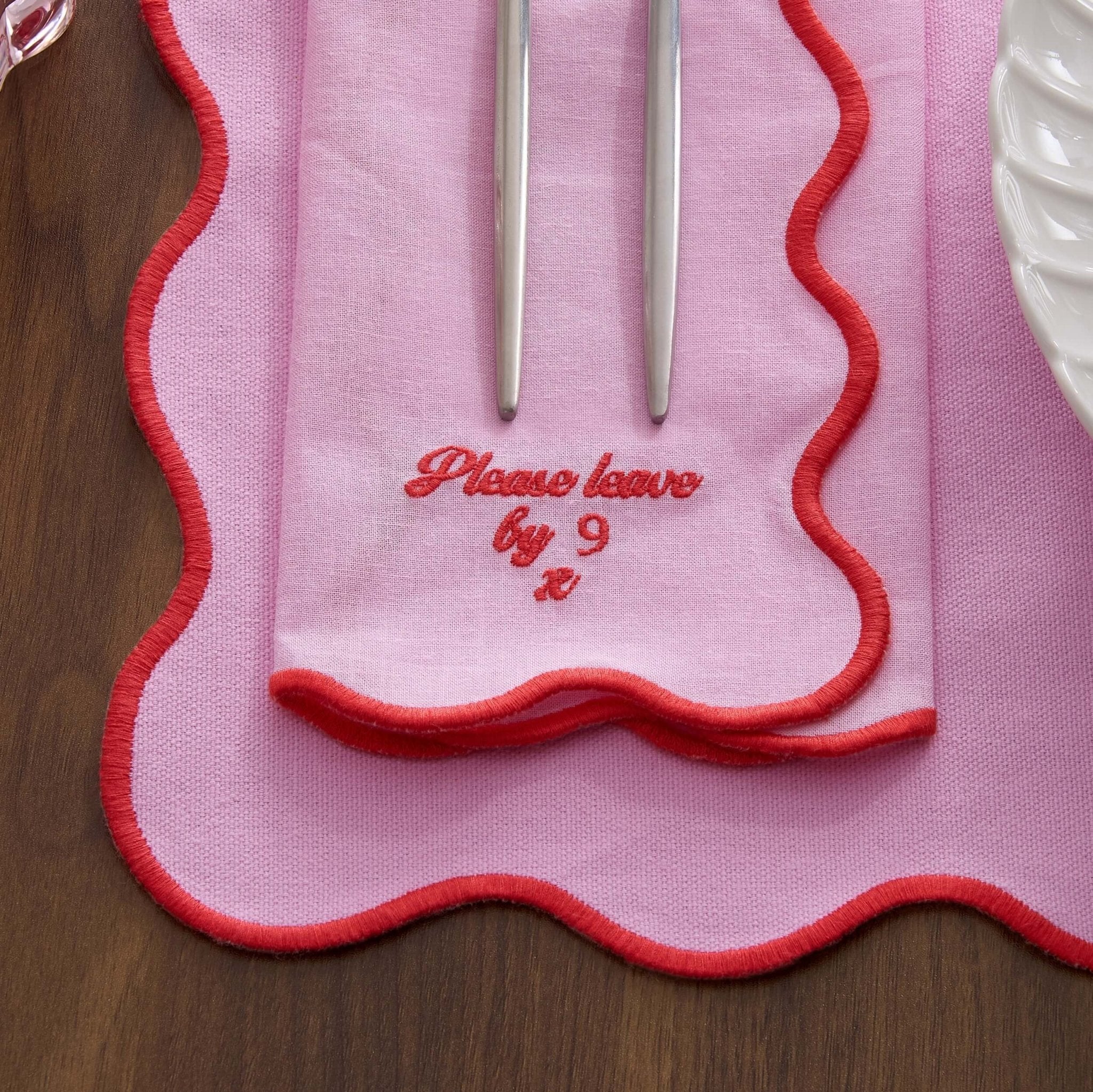 Please leave by 9 Scallop Edge Set of 4 Napkins - Pink/Red - DUSK