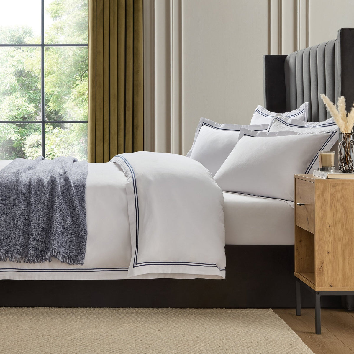 Regent 400 Thread Count Embroidered Duvet Cover - Sateen - Navy - DUSK