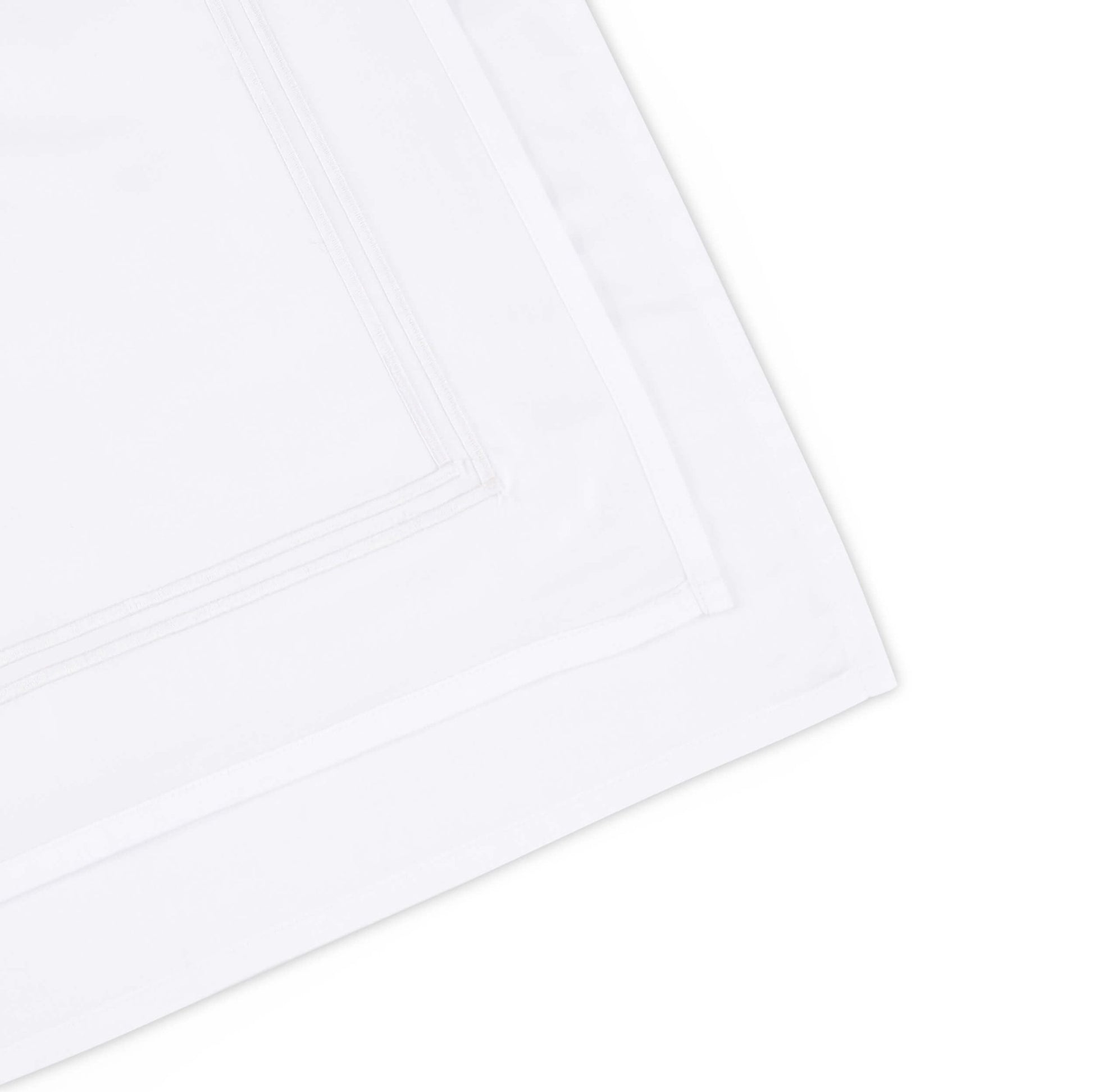 Regent 400 Thread Count Rectangle Tablecloth - White - DUSK