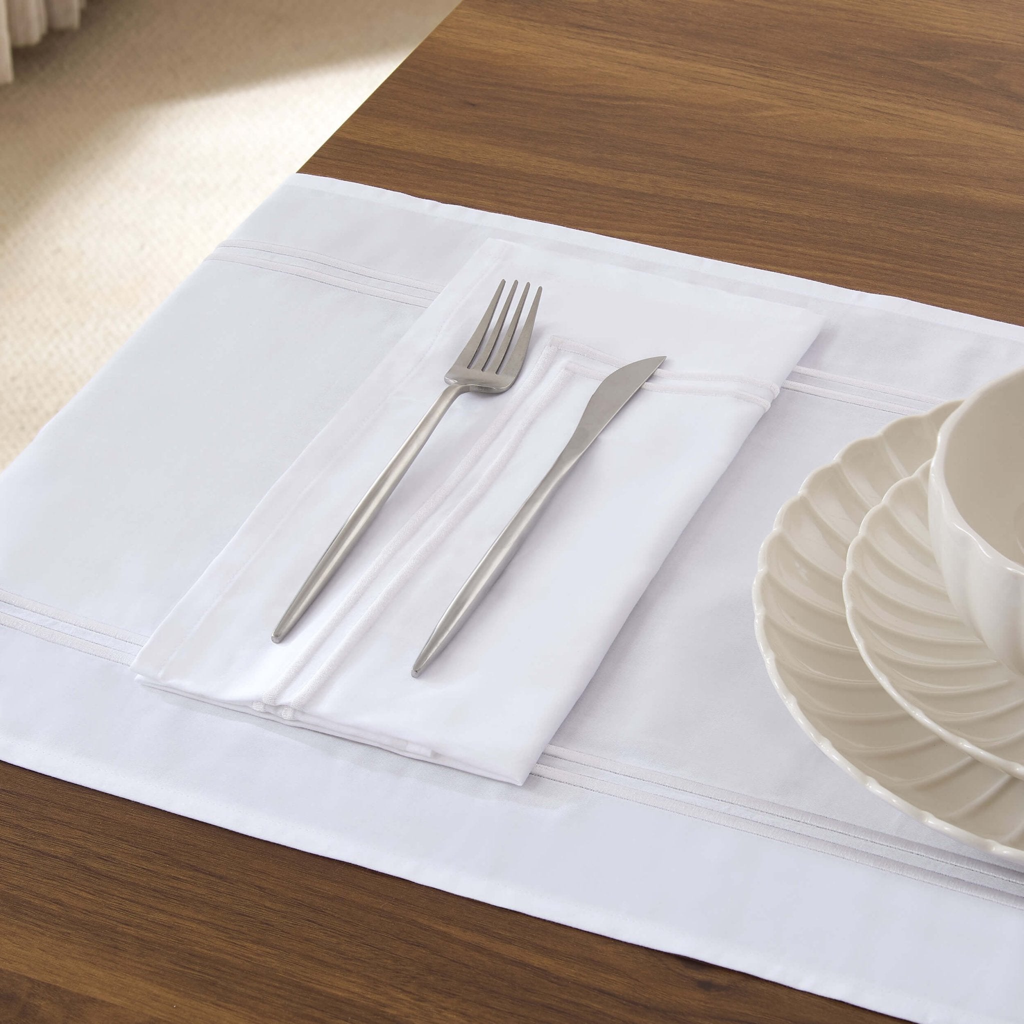 Regent 400 Thread Count Set of 4 Napkins - White - DUSK