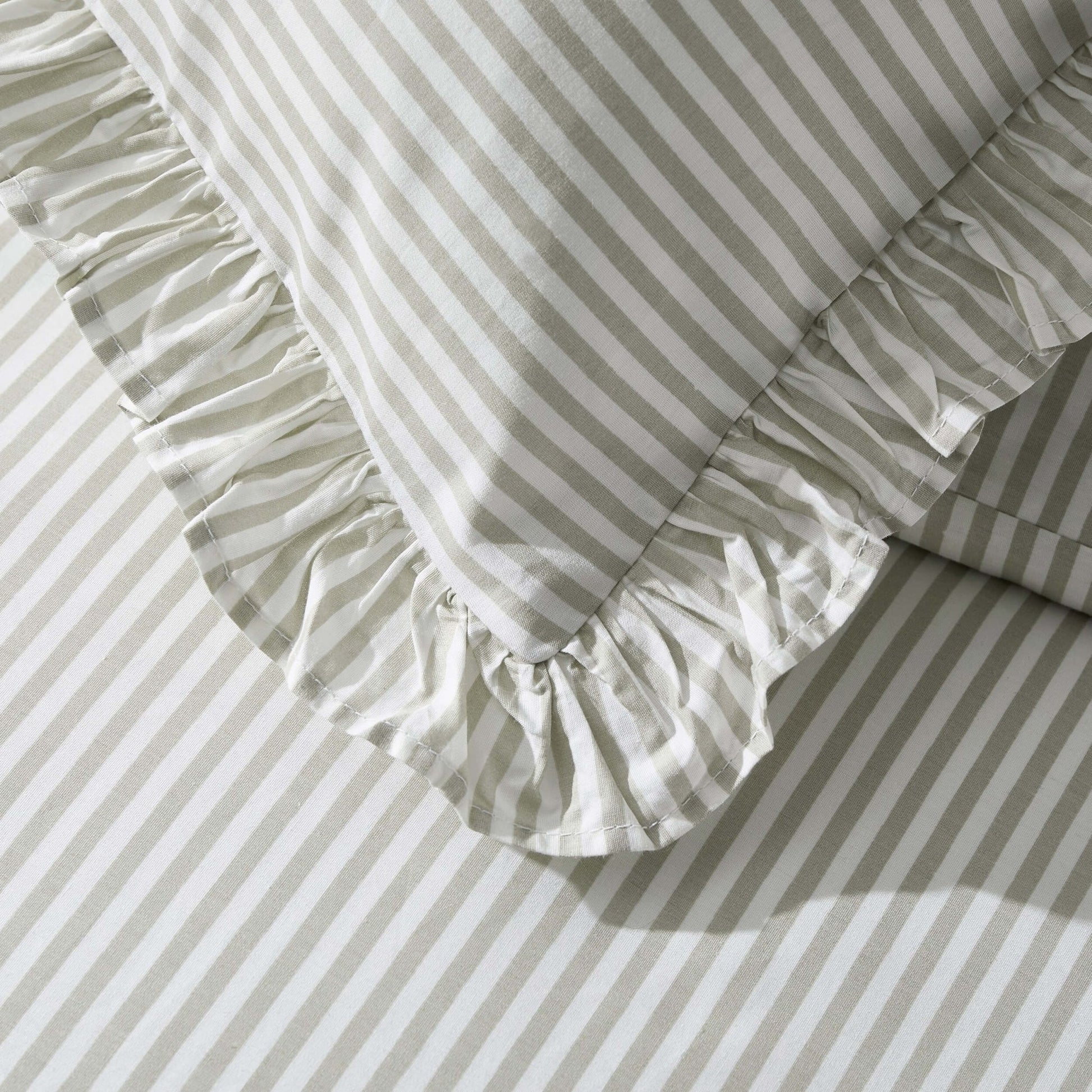 Remy 200 Thread Count Duvet Cover & Pillowcase Set - Olive - DUSK