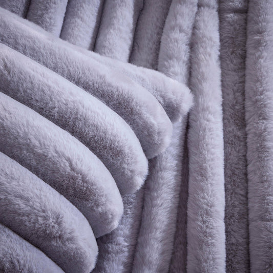 Ribbed Faux Fur Throw 1.5x2m - Dove Grey - DUSK