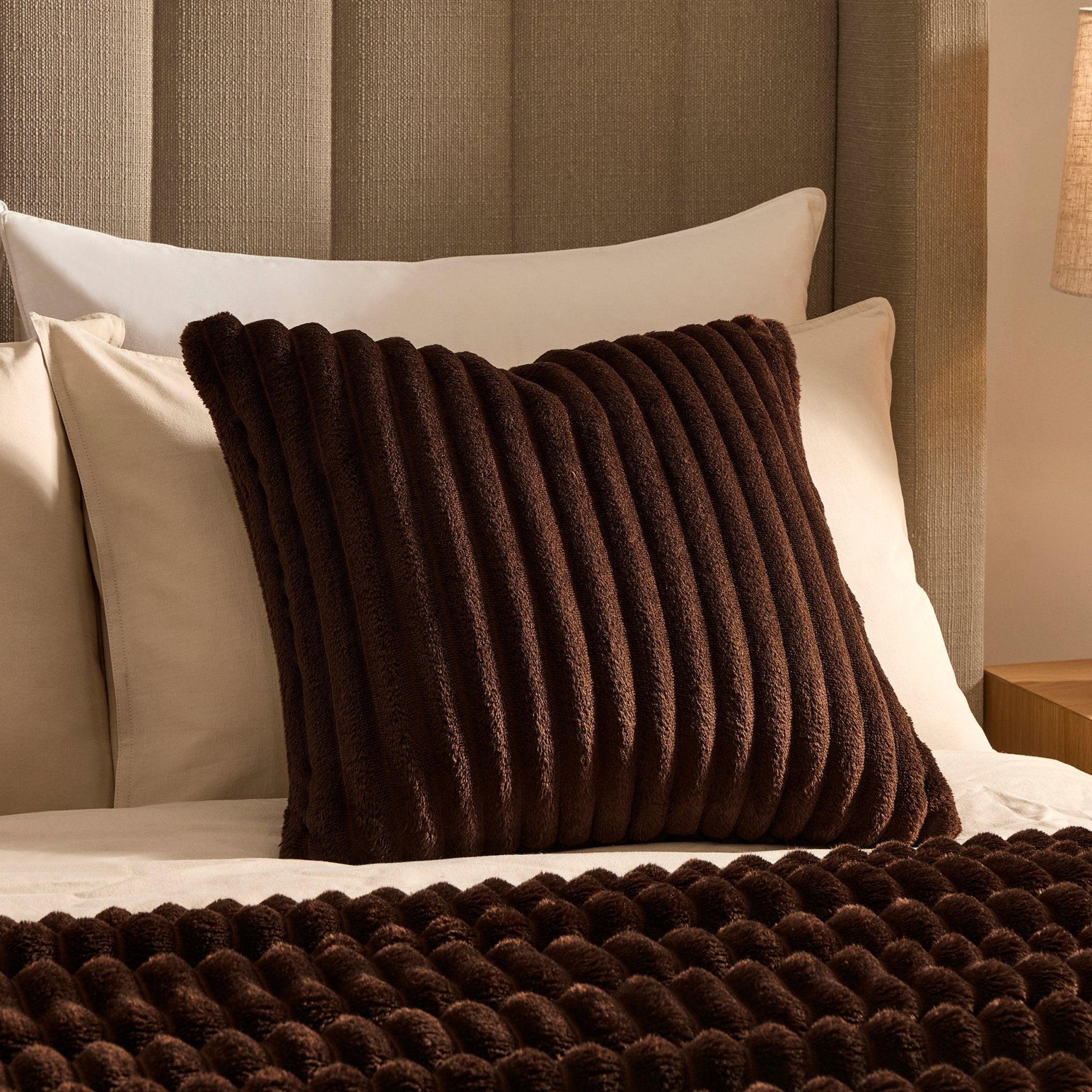 Ribbed Flannel Faux Fur Cushion Cover - Chocolate - DUSK