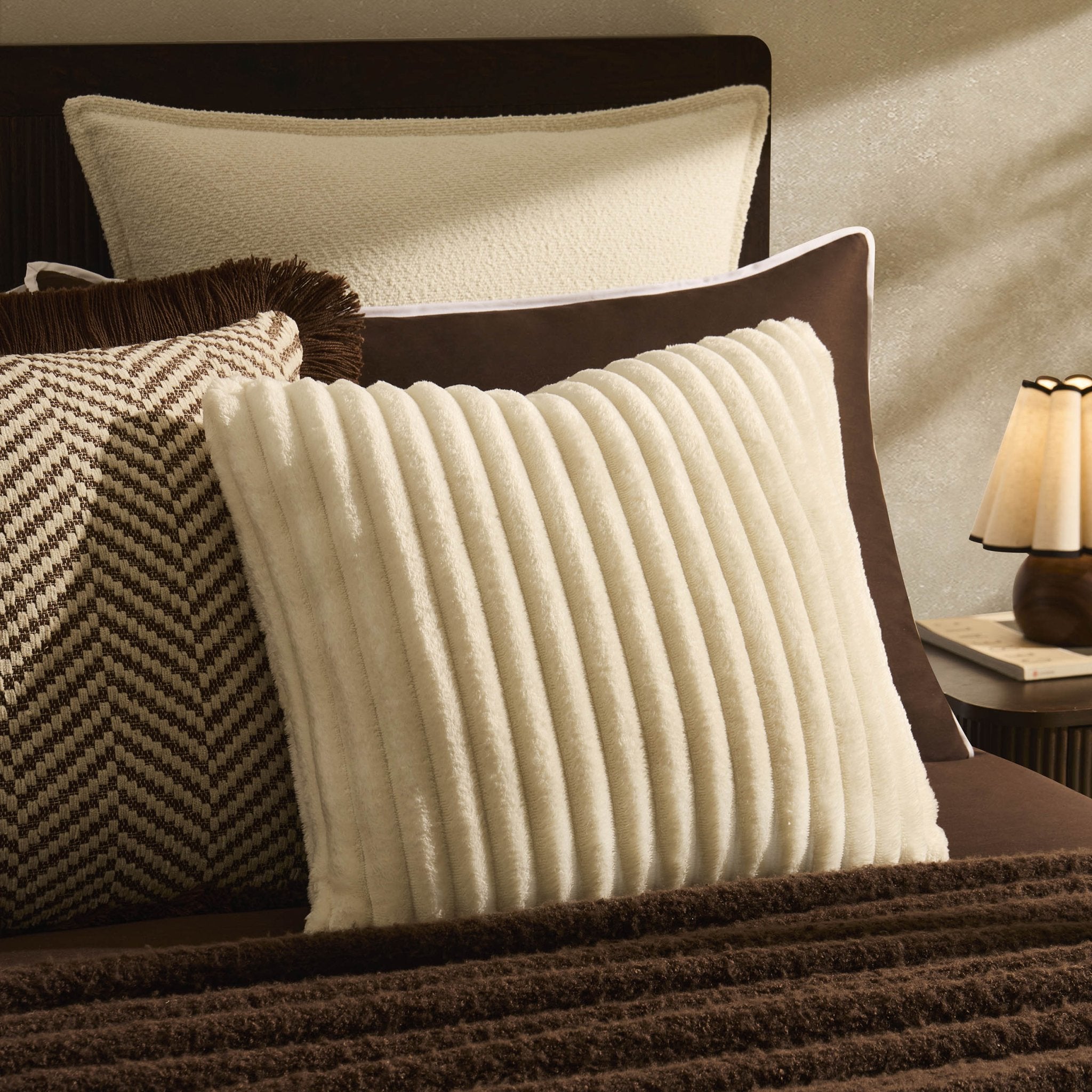 Ribbed Flannel Faux Fur Cushion Cover - Cream - DUSK