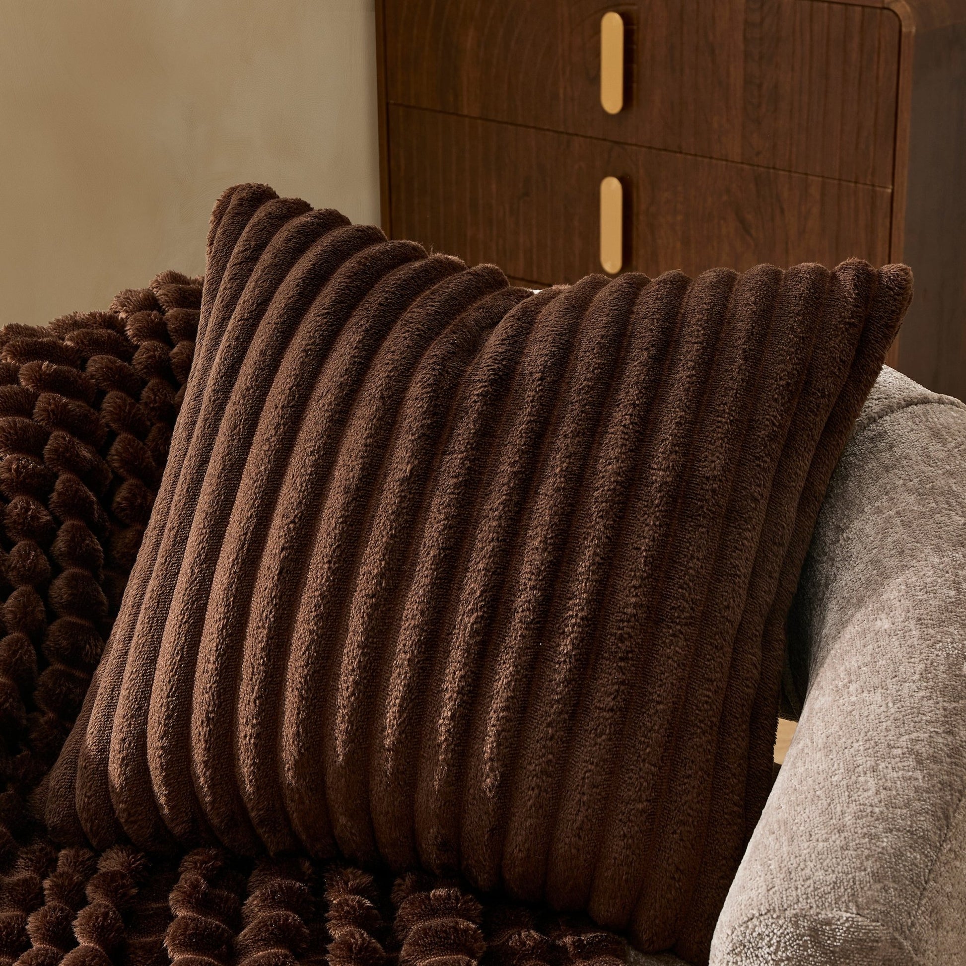 Ribbed Flannel Faux Fur Sofa Cushion Cover - Chocolate - DUSK