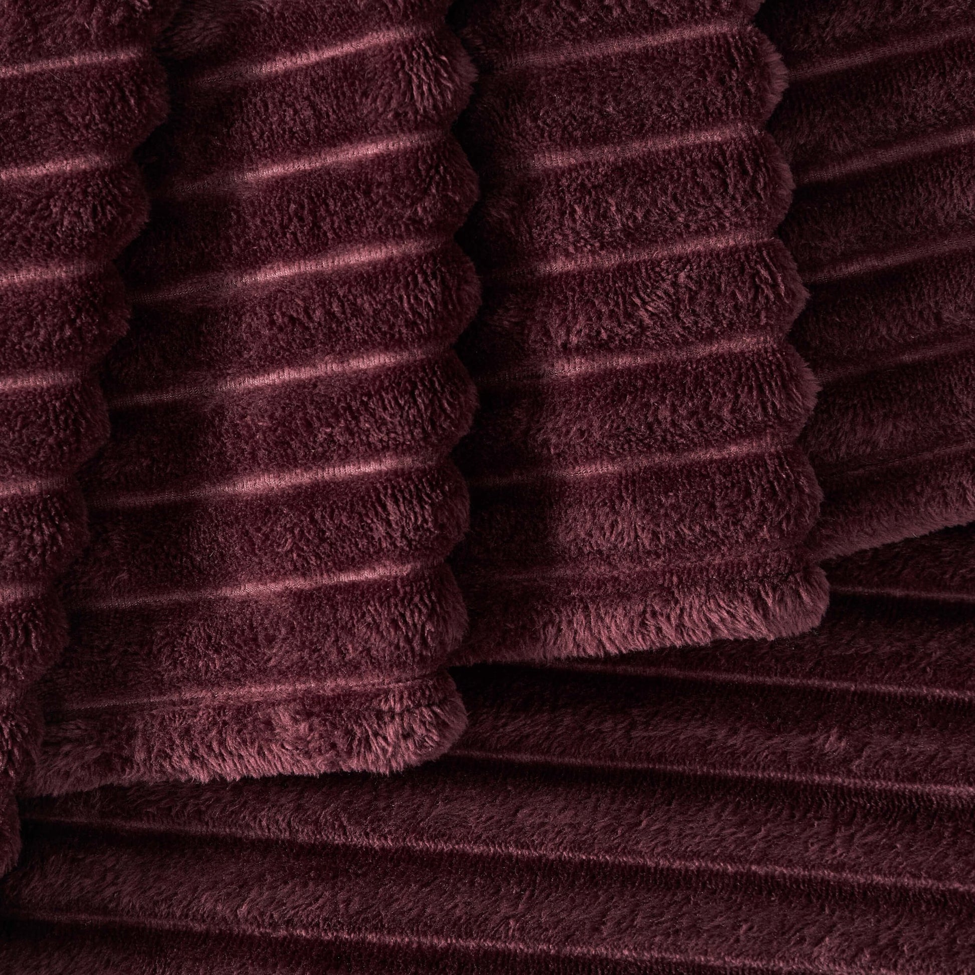 Ribbed Flannel Faux Fur Sofa Throw - Aubergine - DUSK