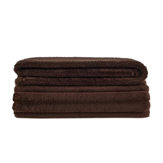 Ribbed Flannel Faux Fur Throw - Chocolate - DUSK