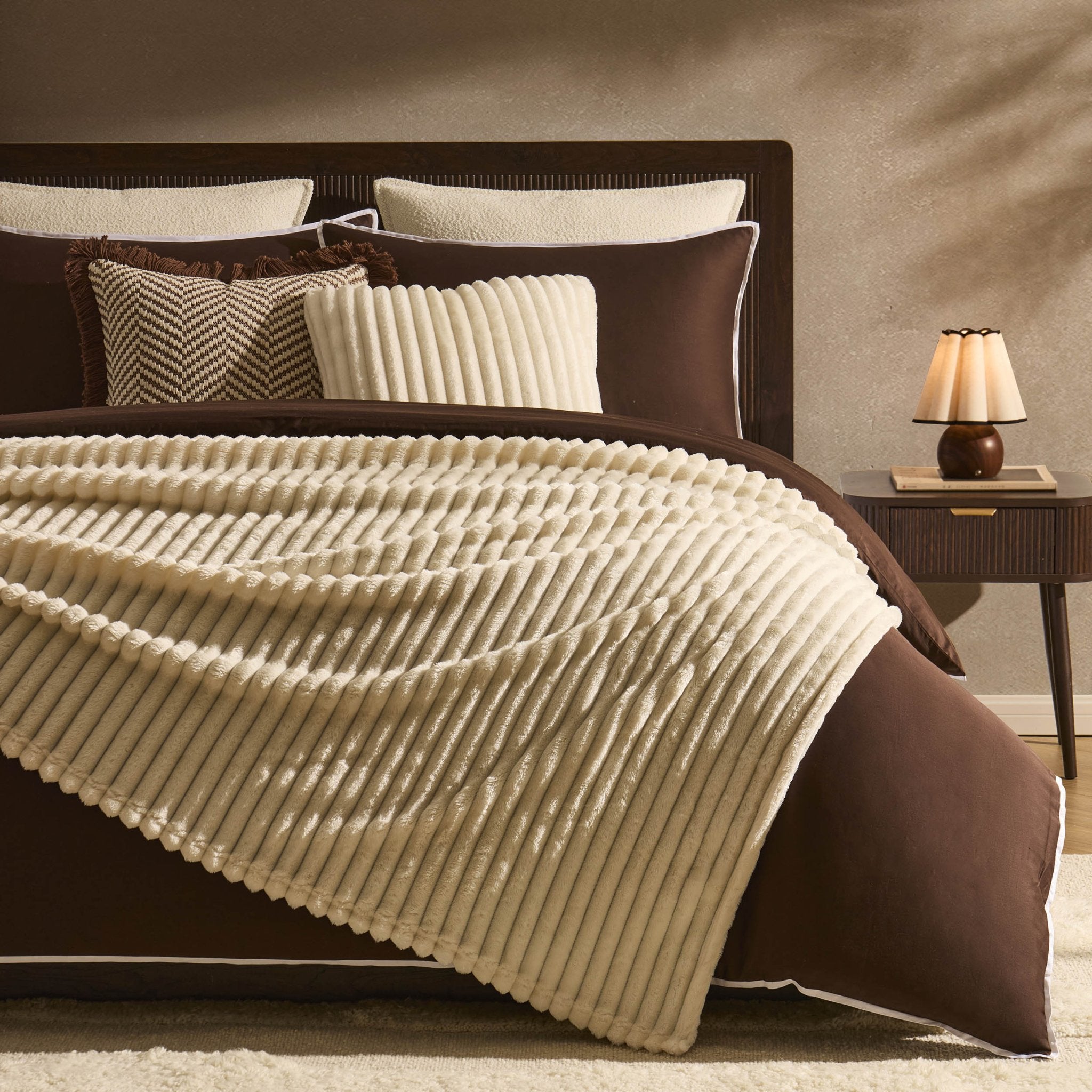 Ribbed Flannel Faux Fur Throw - Cream - DUSK