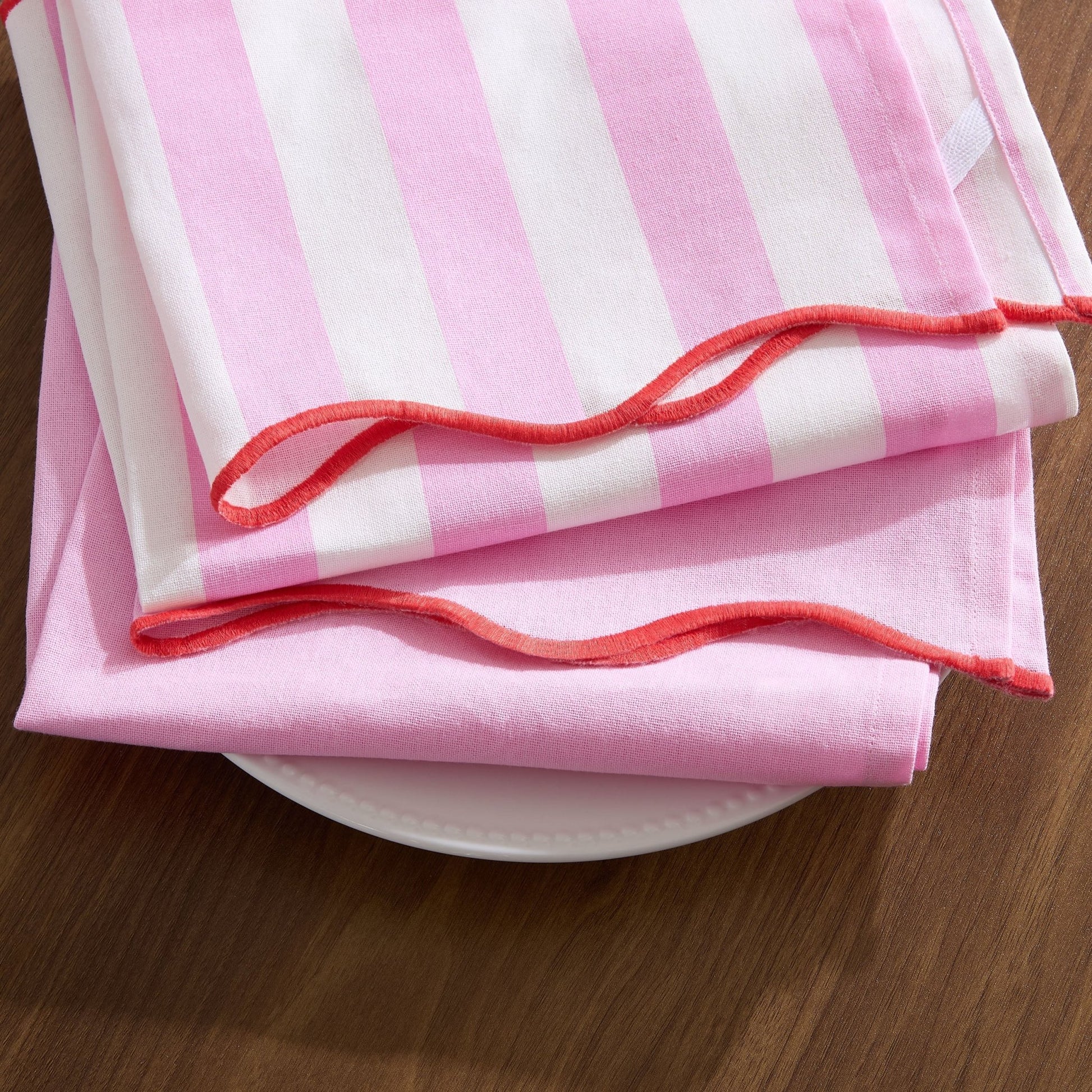 Scallop Edge Set of 2 Tea Towels - Pink/Red - DUSK