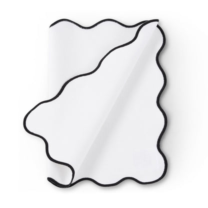 Scallop Edge Set of 4 Placemats - Off White/Black - DUSK