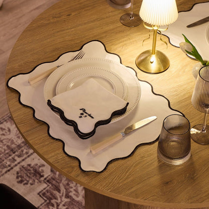 Scallop Edge Set of 4 Placemats - Off White/Black - DUSK