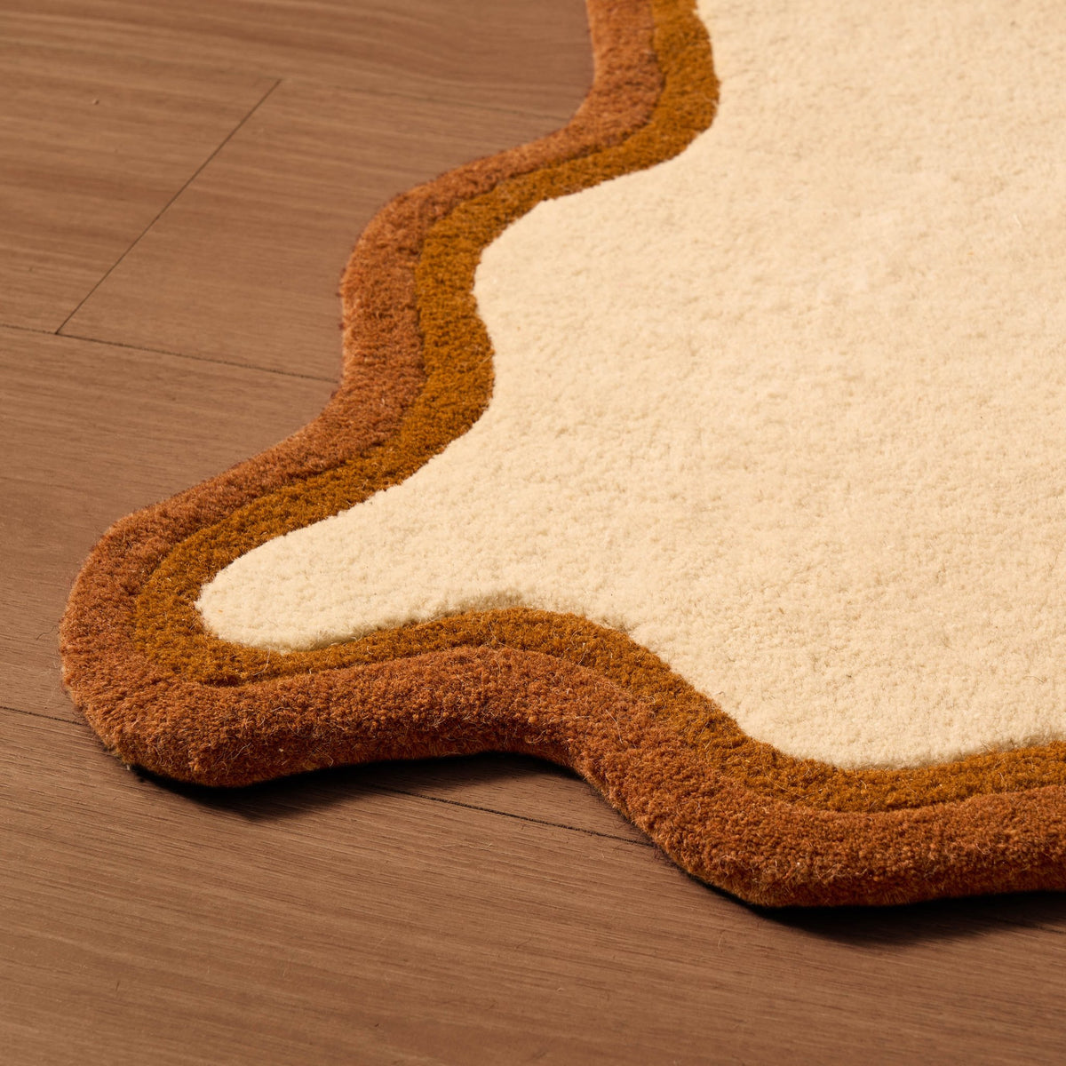 Serena Wool Blend Scallop Contrast Edge Rug - Orange - DUSK