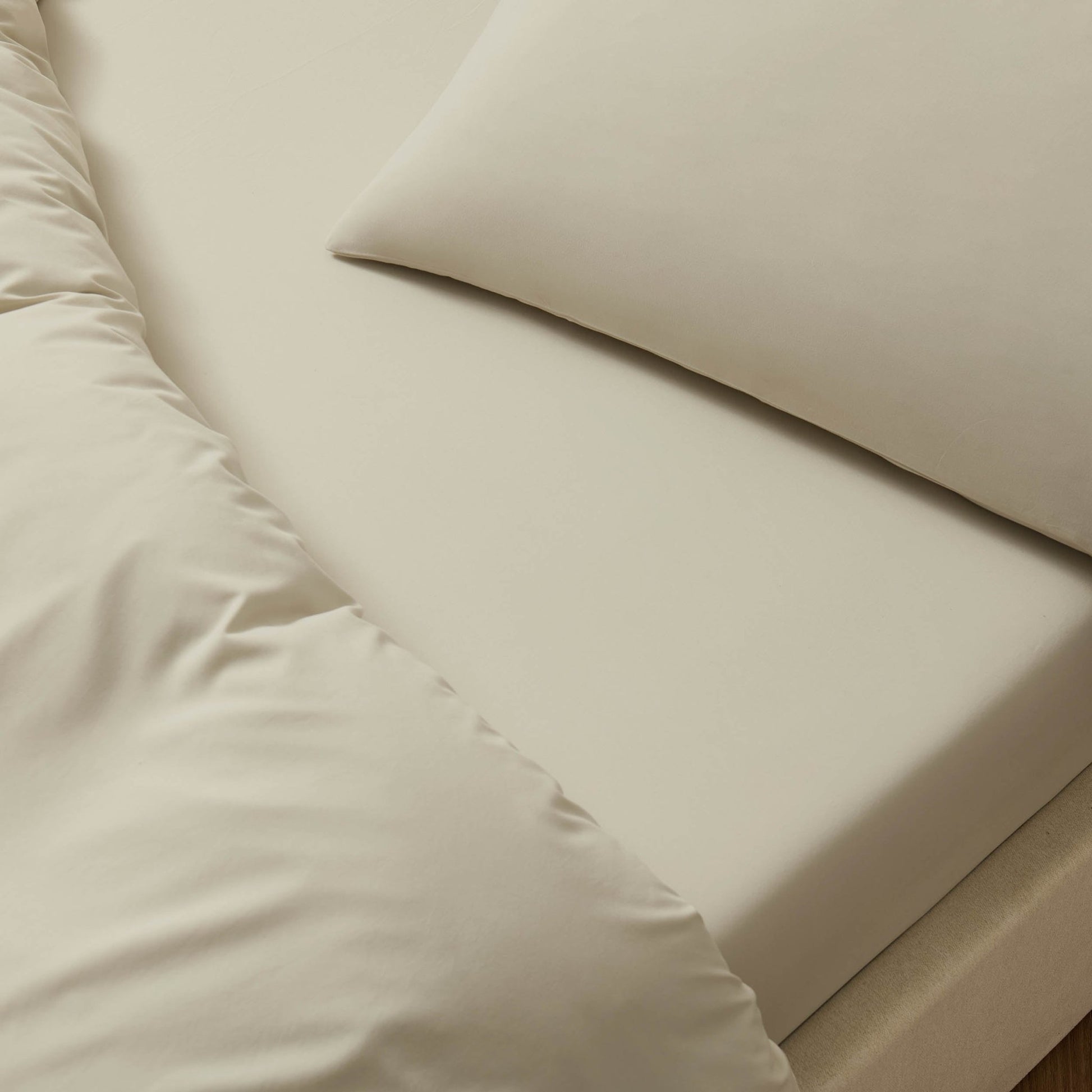 Soft Touch Microfibre Fitted Sheet - Stone - DUSK