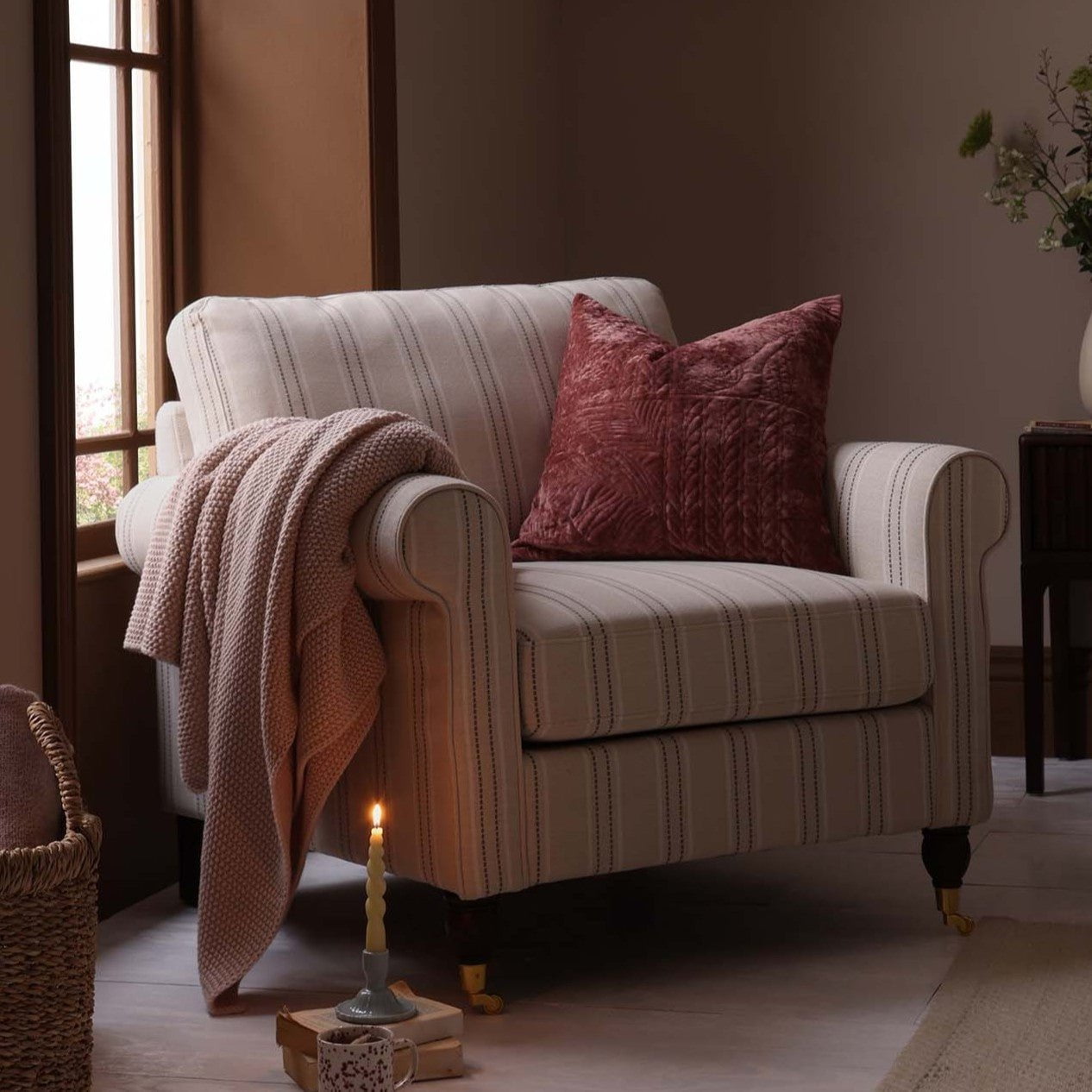 St Ives Lightweight Knit Sofa Throw - Ballet Slipper - DUSK