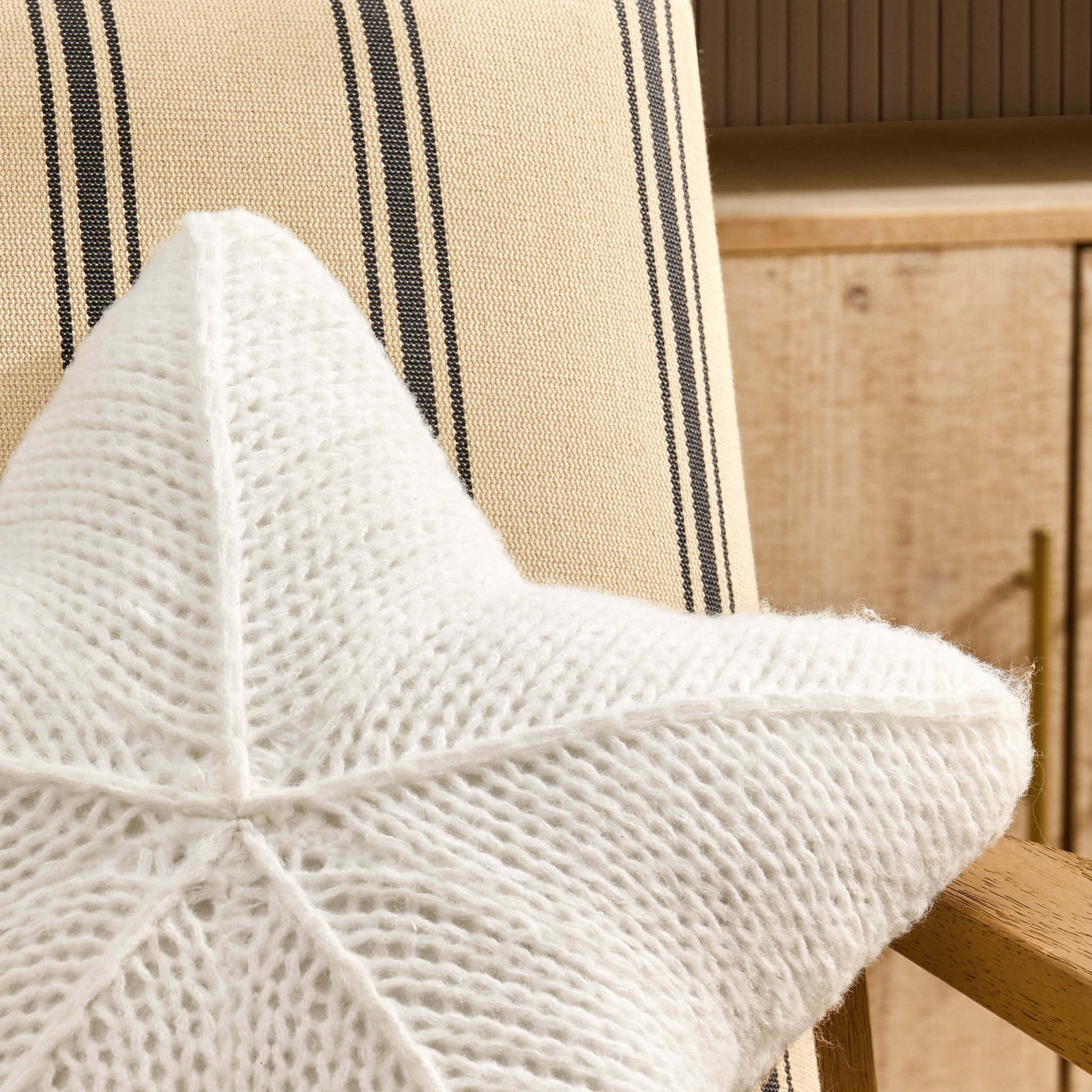 Starfish Sofa Cushion - White - DUSK