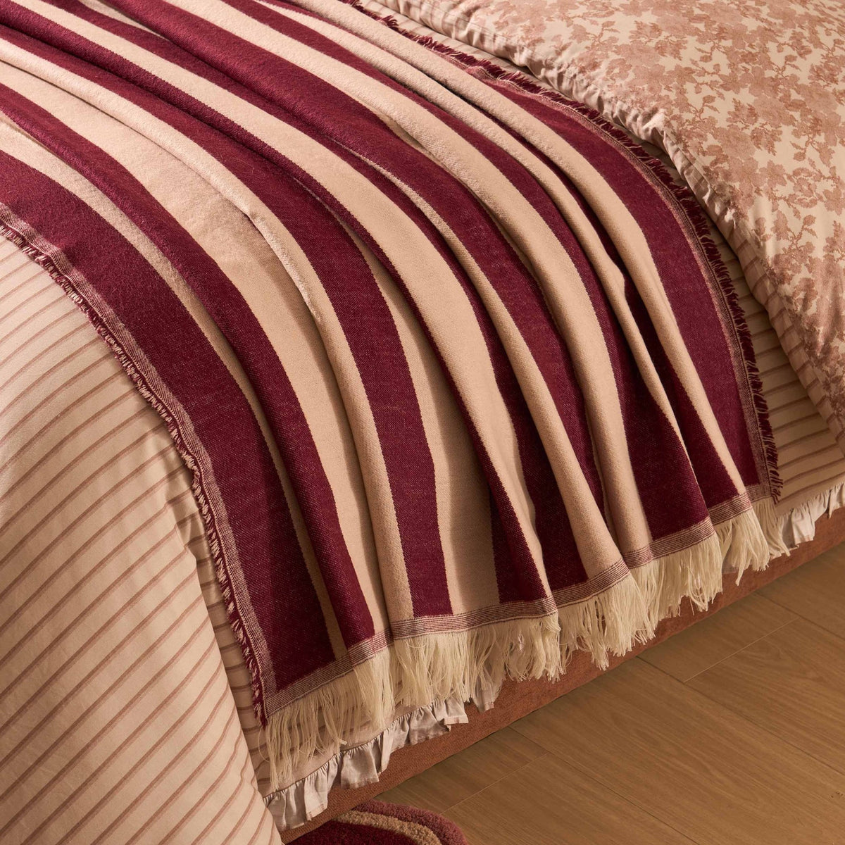 Stripe Throw - Pink - DUSK