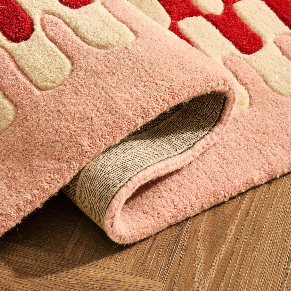 Waverly Hand Tufted Wavy Edge Rug - Natural/ Pink - DUSK