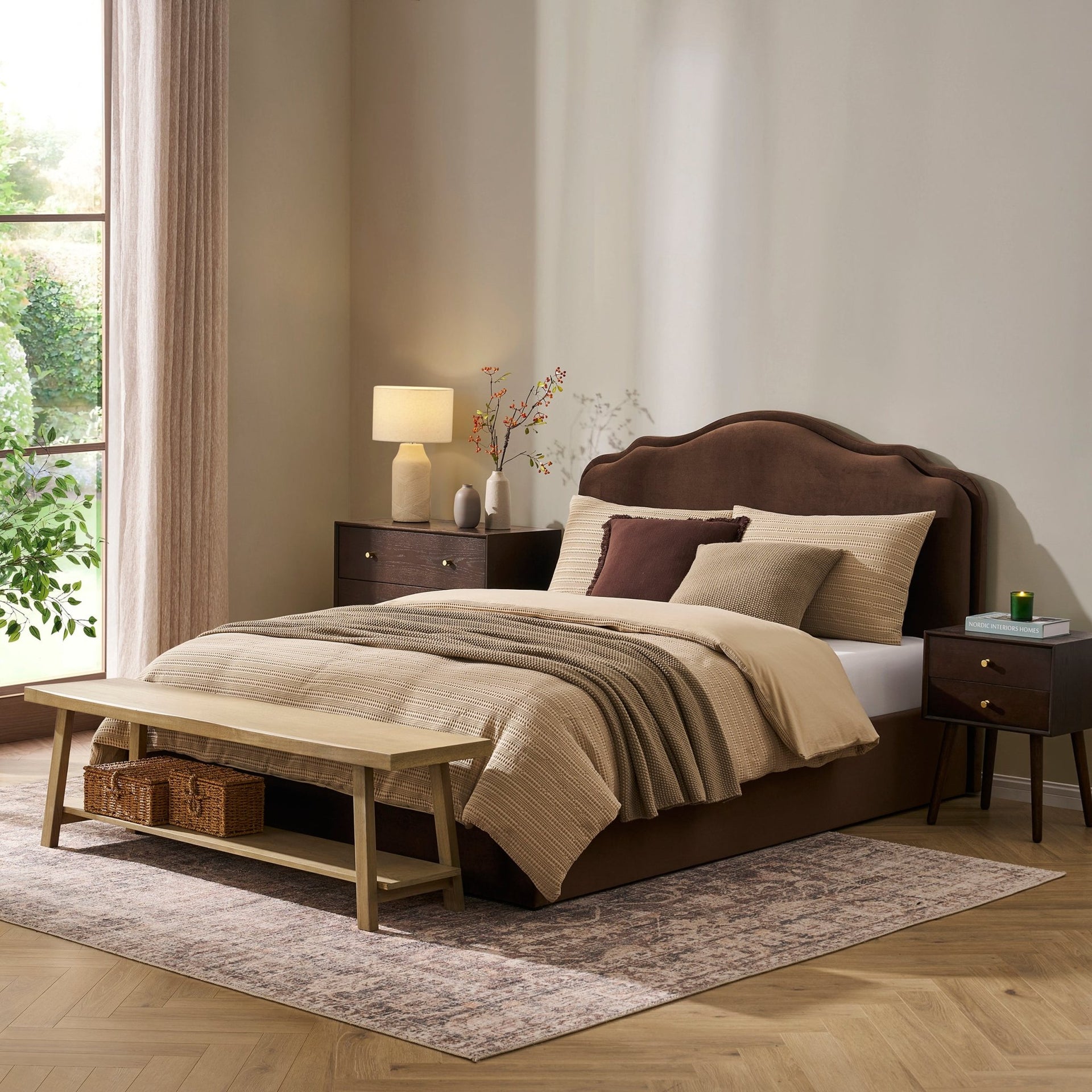 Wiltshire Ottoman Storage Bed - Cappuccino