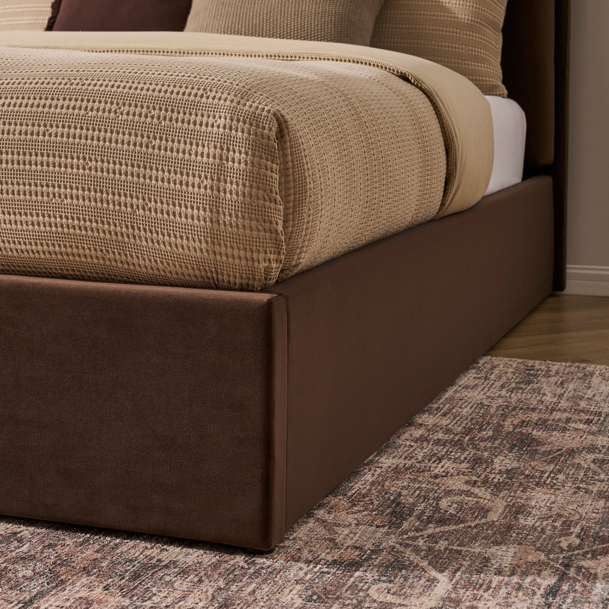 Wiltshire Ottoman Storage Bed - Cappuccino - DUSK