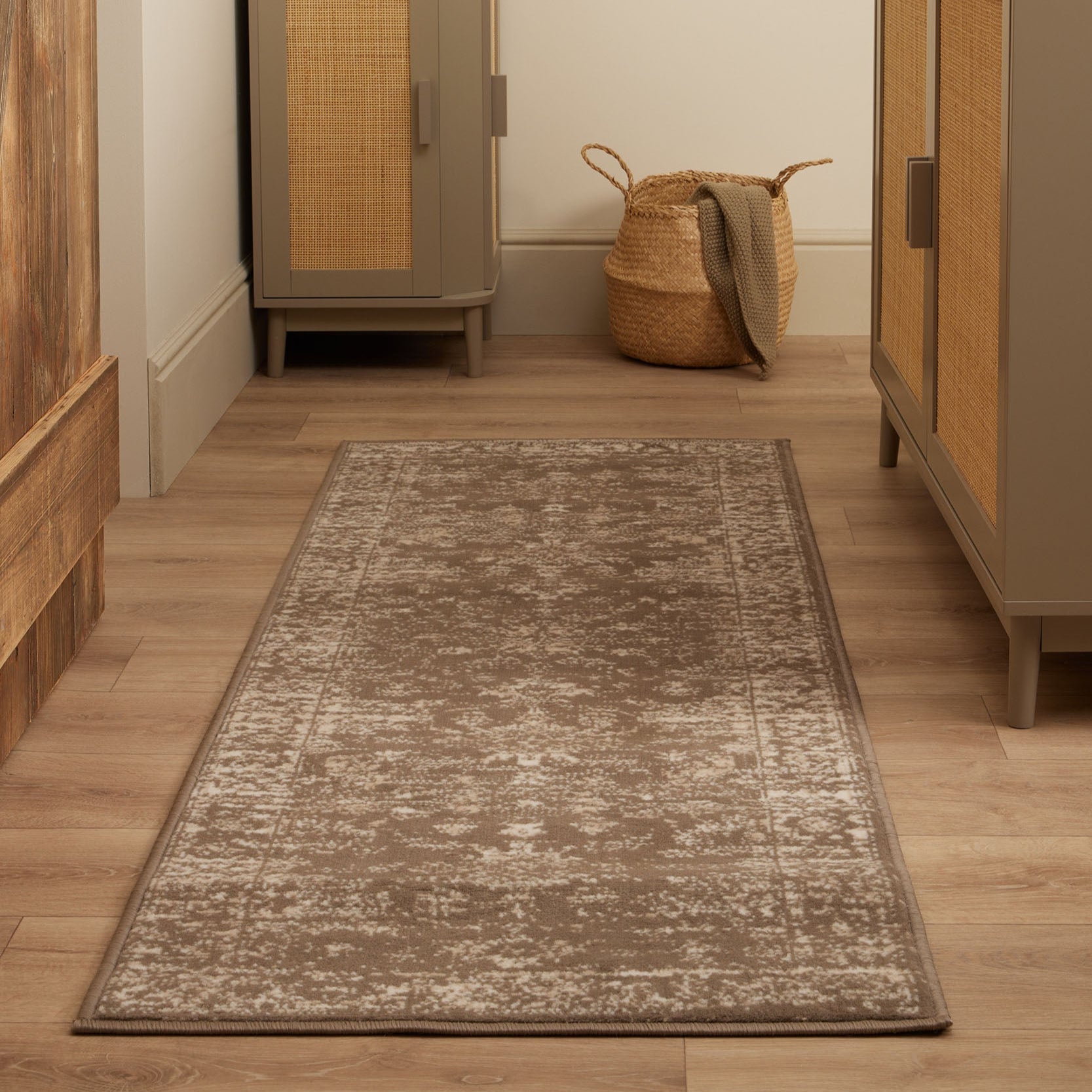 Yasmin Persian Style Runner Rug - 67 x 200cm - Light Grey - DUSK