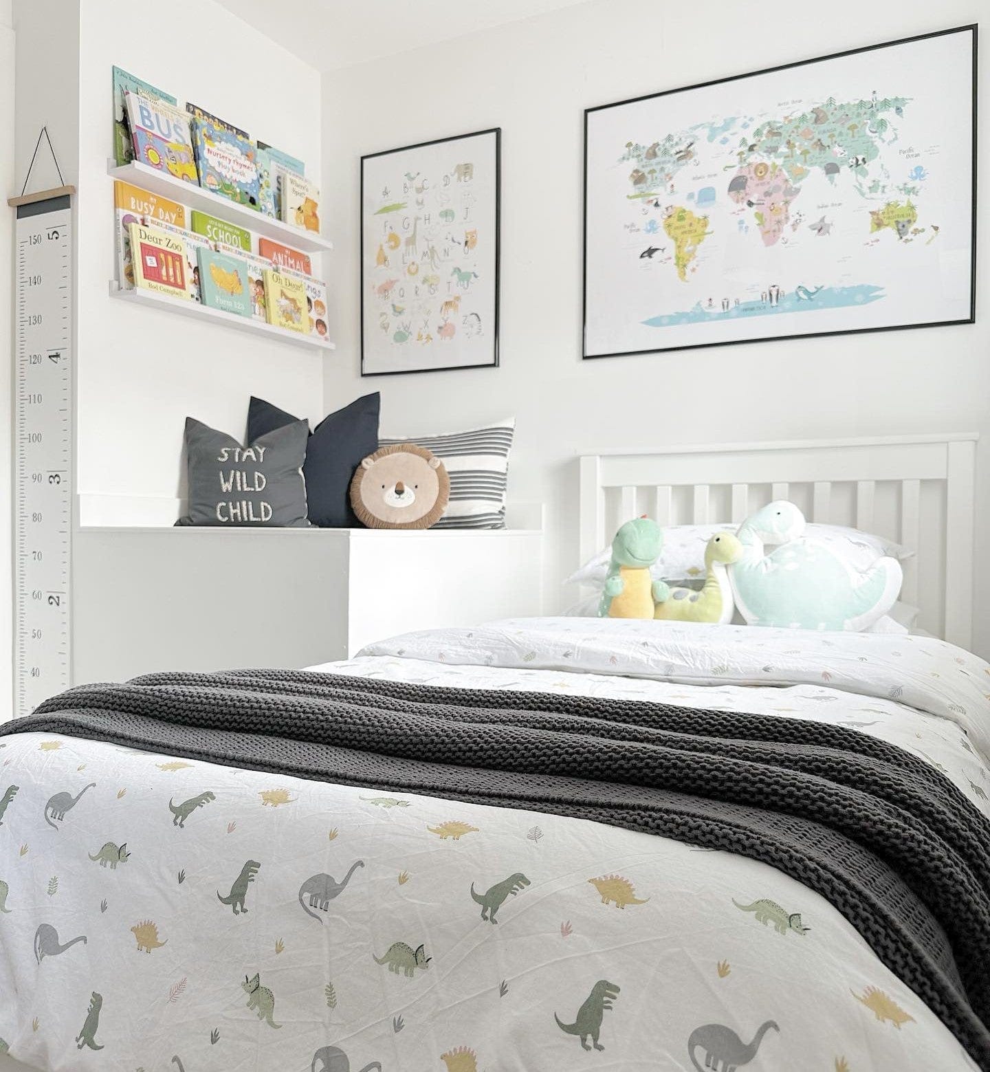 Kids Dinosaur Reversible Bed Linen Set - 100% Cotton - Multi/White - DUSK