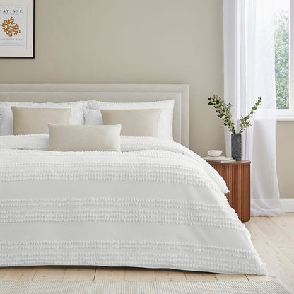 Pair Of Seville Pillowcases - 200 Thread Count - White