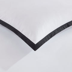 Pair Of Bordeaux Oxford Pillowcases - 400 TC - Cotton - Black - DUSK