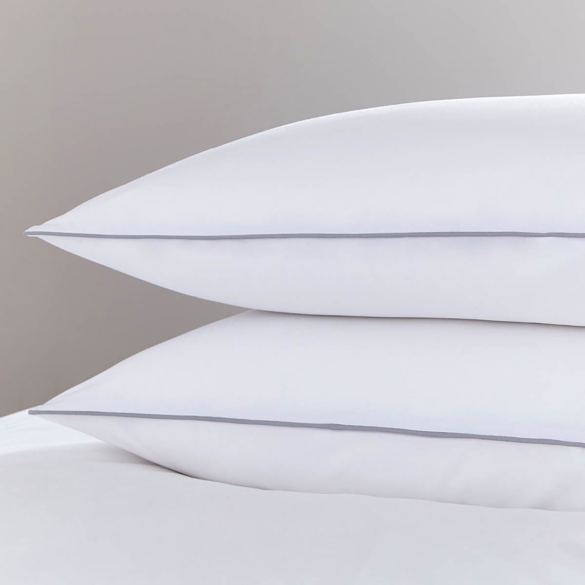 Pair of Cambridge Pillowcases - 200 TC - Cotton - White/Grey - DUSK