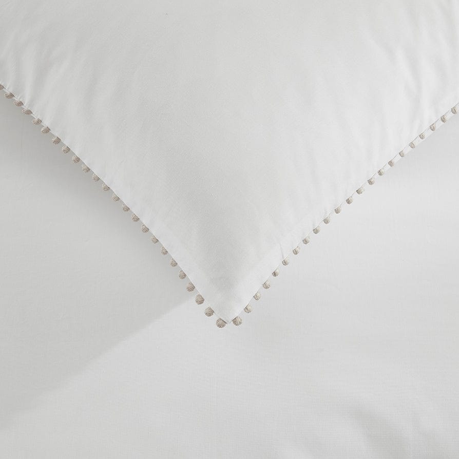 Pair Of Girona Pillowcases - 200 TC - Cotton - White/Natural - DUSK