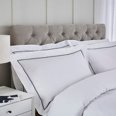Pair Of Hampstead Oxford Pillowcases - 200 Thread Count - White/Navy - DUSK