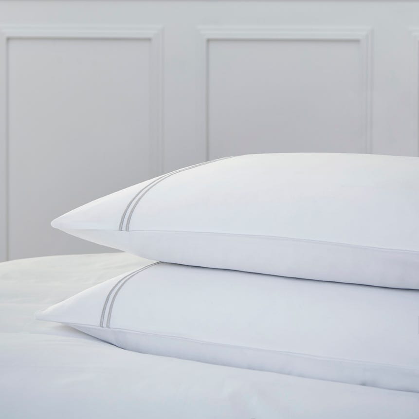 Pair of Kensington Classic Pillowcases - 800 TC - Egyptian Cotton - White/Grey - DUSK