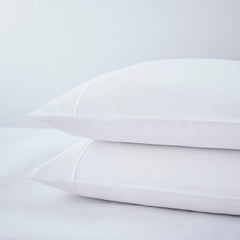 Pair of Mayfair Classic Pillowcases - 400 TC - Egyptian Cotton - White - DUSK