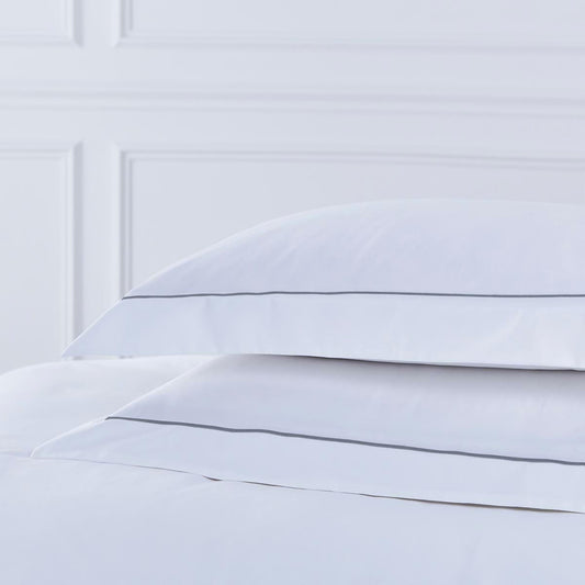 Pair of Mayfair Oxford Pillowcases - 400 TC - Egyptian Cotton - White/Dark Grey - DUSK 1200