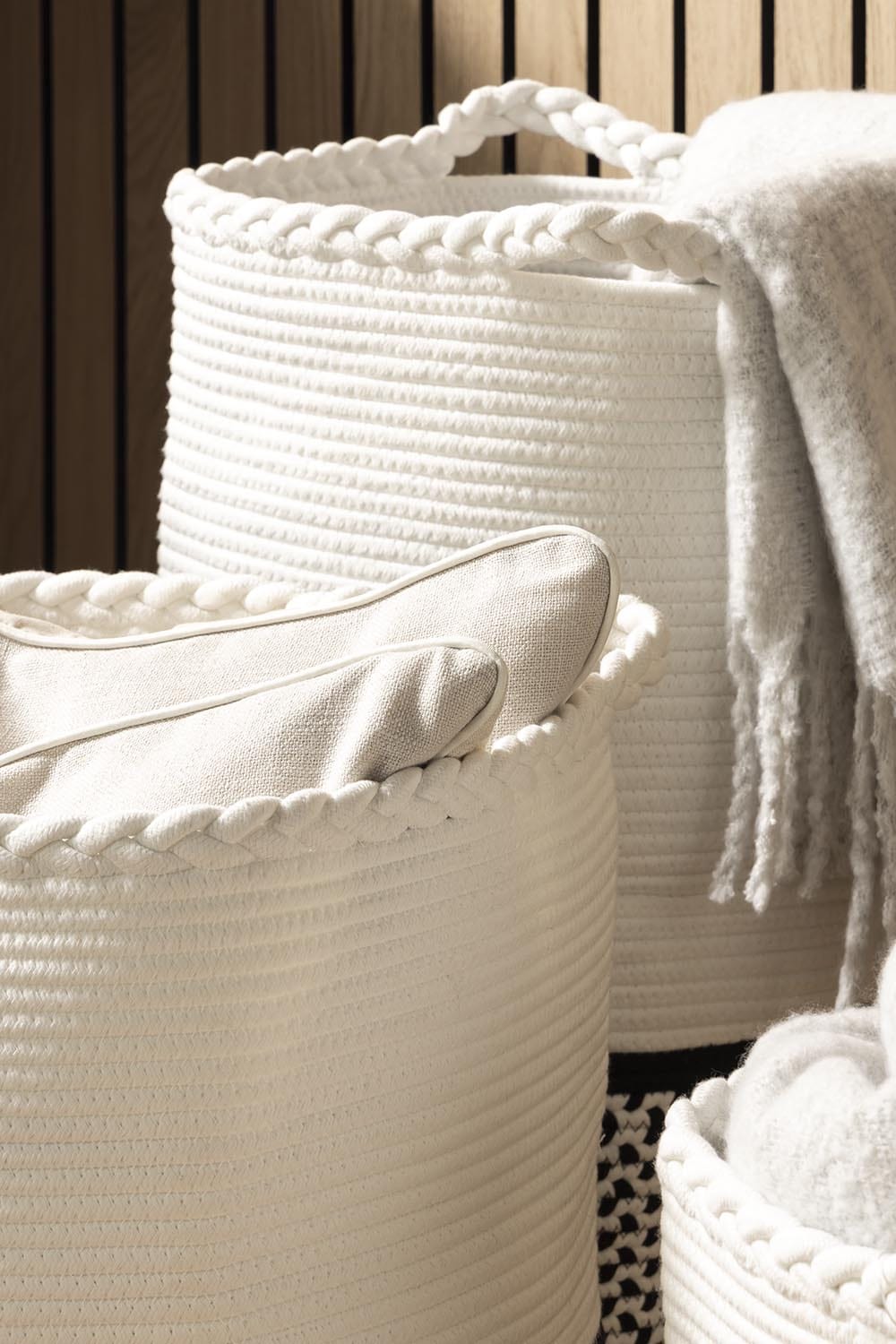 Plait Rope Storage Basket - Off White/Black - DUSK