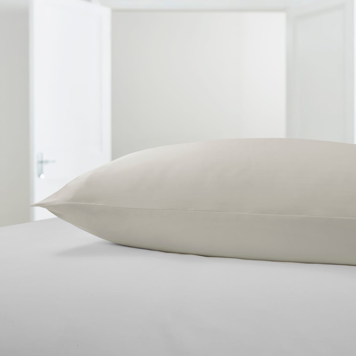 Silk Classic Pillowcase - Standard - Ivory - DUSK